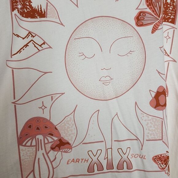 4X 26W Torrid Cream Pink Relaxed Fit Jersey Crew Neck Graphic Tank Sun Tarot Nat - Picture 9 of 9